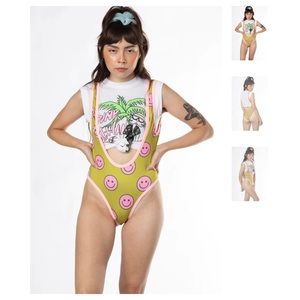 Solstice Intimates singlet swimsuit bottom size XL smiley faces